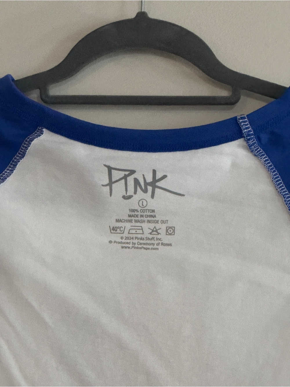 !NK Official 2024 BubbleGum Graphic Raglan CropTee Blue/White Sz L(Fits like Sm) - Picture 4 of 4